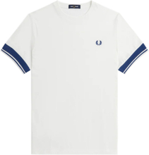 Fred Perry - Contrast Cuff T-Shirt - Snow White