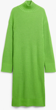 Long sleeved rib knit midi dress - Green