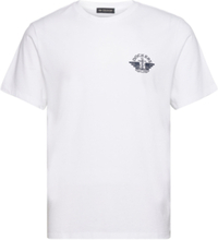 Graphic Tee Graphic T-shirts Short-sleeved White Dockers