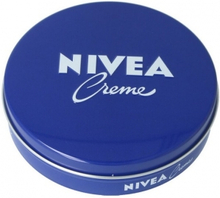 Fugtgivende creme Nivea (150 ml)