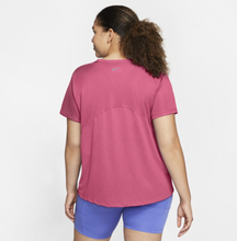 Nike Plus Size - Miler Women's Short-Sleeve Running Top - Pink