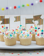 10 st Cupcake/Muffins Tårtdekorationer - Happy Birthday
