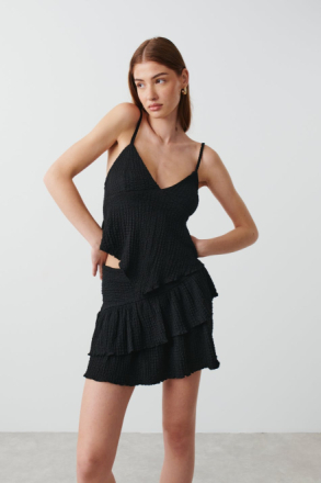 Gina Tricot - Structured mini skirt - kjolar - Black - XXS - Female