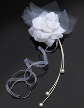 4 stk Vita Blomsterdekorationer med Band och Pärlor 25 cm