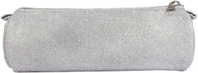 Glitter Pennfodral 21Cm Lång, 7Cm I Diameter Silver Accessories Bags Pencil Cases Silver Sense