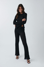 Gina Tricot - Lace mid waist trousers - Housut - Black - L - Female