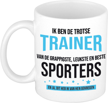 Cadeau koffie/thee mok voor trainer/coach - blauw - trotse trainer - keramiek - 300 ml