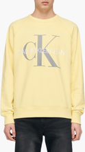 Calvin Klein Jeans - Vegetable Dye Monogram Crewneck - Gul - M