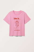 Monki × Love is… Printed T-shirt - Pink