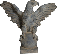Trädgårdskonst Staty Eagle XL 98x78 cm