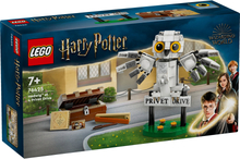 LEGO Harry Potter Hedwig at 4 Privet Drive Fantasy Toy for Kids 76425