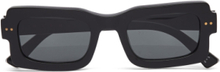 Lake Vostok Black Accessories Sunglasses D-frame- Wayfarer Sunglasses Black Marni Sunglasses