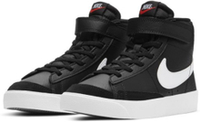 Nike Blazer Mid' 77 Younger Kids' Shoe - Black