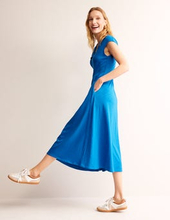 Chloe Midikleid aus Jersey mit gekerbtem Ausschnitt Damen Boden, Leuchtendes Blau