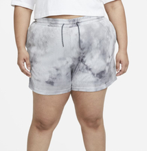 Nike Plus Size - Sportswear Icon Clash Women's Shorts - Grey