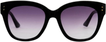Pcbeltina Sunglass Box Accessories Sunglasses D-frame- Wayfarer Sunglasses Black Pieces