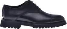 Oxford shoes in black calfskin