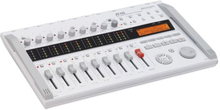 Zoom R16 16-channel Multitrack Recorder