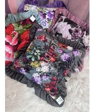 Ozdobna grafitowa poszewka na poduszkę wkolorowe kwiaty Velvet , zamsz dwustronna kwiaty / gładka 42x42 cm