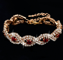 Armband med Cubic Zirconia och Austrian Crystals samt i 18 K Guldplätering -Röda stenar