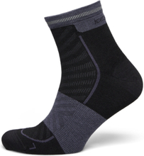 Men Merino Run+ Ultralight Mini Sport Socks Regular Socks Black Icebreaker