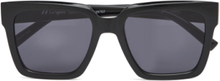 Le Sustain - Trampler Accessories Sunglasses D-frame- Wayfarer Sunglasses Black Le Specs