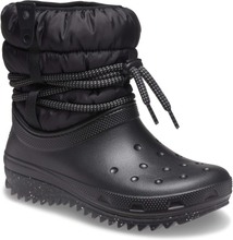 Crocs Crocs Women's Classic Neo Puff Luxe Boot Black Vinterkängor 36.5