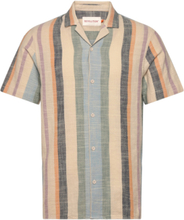 Short-Sleeved Cuban Shirt Tops Shirts Short-sleeved Green Revolution