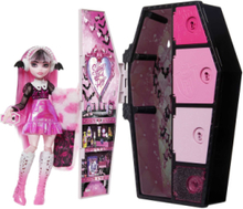 Skulltimate Secrets Fearidescent Draculaura Doll Toys Dolls & Accessories Dolls Multi/patterned Monster High