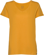 Adele Tee T-shirts & Tops Short-sleeved Gul Minus*Betinget Tilbud