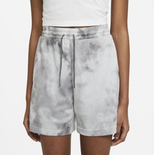 Nike Sportswear Icon Clash Women's Shorts - Grey
