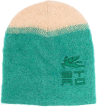 Etro hatter grønt