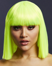 Lola Deluxe Wig - Kan Styles! - Neon Grønn Parykk med Rett Bob Frisyre