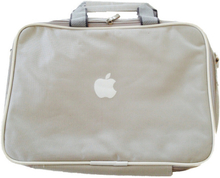 Lækker Macbook 15,4" skulderstaske med Apple logo. Silver.