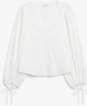 Blouse with tie cuff details - White