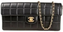 Pre-eide Leather Chanel-Bags