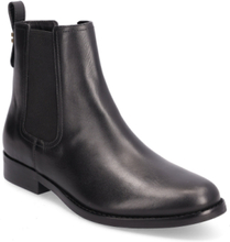 "Maeve Lth Bootie Designers Boots Ankle Boots Ankle Boots Flat Heel Black Coach"