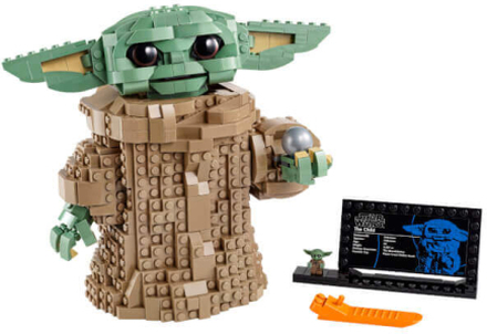 Official LEGO Star Wars: The Mandalorian The Child Building Set (75318) Kids T-Shirt Bundle - 11-12 Jahre