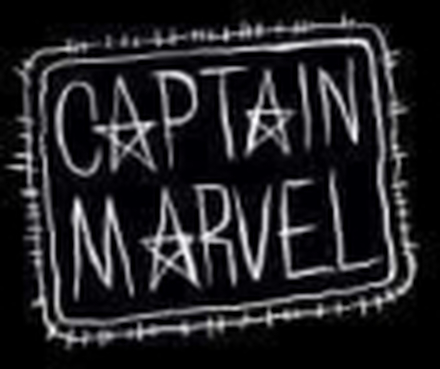 Captain Marvel Name Badge Sweatshirt - Black - L