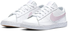 Nike Blazer Low Younger Kids' Shoe - White