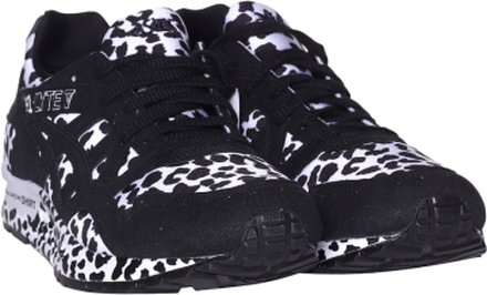 Leopard-print-sneakers