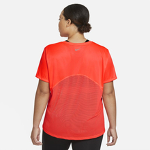 Nike Plus Size - Miler Women's Short-Sleeve Running Top - Orange