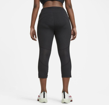 Nike Plus Size - Fast Women's Mid-Rise Crop Running Leggings - Black