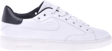 Low-top trainers in white calfskin