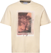 Photo Print T-Shirt Tops T-Kortærmet Skjorte Cream Calvin Klein