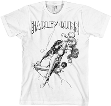 Harley Quinn Sways T-Shirt, T-Shirt