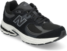 New Balance 2002 Kids Lace Sport Sneakers Low-top Sneakers Black New Balance