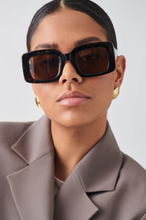 Gina Tricot - Square shaped sunglasses - Solbriller - Brown - ONESIZE - Female