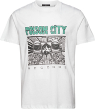 "Poison City Band Tee Tops T-Kortærmet Skjorte Cream NEUW"
