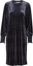 Gorieliw Dress Dresses T-shirt Dresses Marineblå InWear*Betinget Tilbud